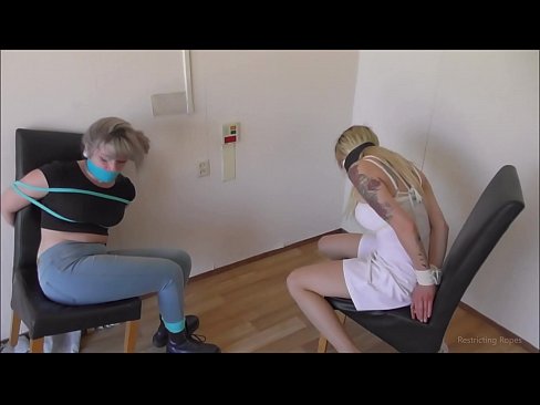 ❤️ Bağımlı / bağlı ve ağzı tıkalı / sıkıntı içinde küçük hanım ❤️❌ Süper porno pornoda tr.onetubes.top ️❤