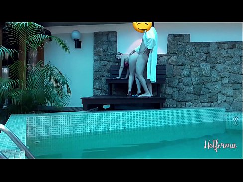 ❤️ Patron hizmetçiyi havuza davet eder ama bir sıcağa dayanamaz ❤️❌ Süper porno pornoda tr.onetubes.top ️❤