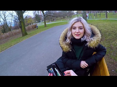 ❤️ Para için bir yabancının sıcak boşalmasını yutar - parkta Eva Elfie tarafından oral seks ❤️❌ Süper porno pornoda tr.onetubes.top ️❤